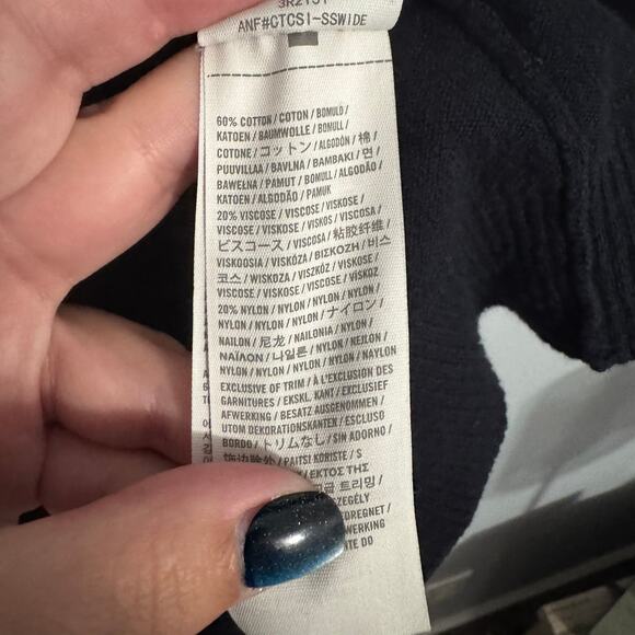 Hollister Y2K Preppy Collegiate Style Button Down Cardigan Women's Size Medium - Picture 6 of 9